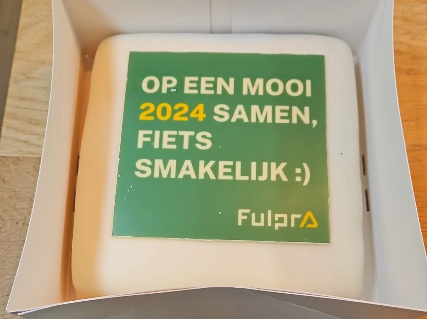 OP EEN MOOI 2024 SAMEN, FIETS SMAKELIJK -)